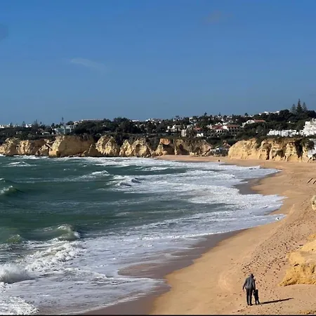 Apto Acolhedor Perto Da , Perfeito Em Família * Armação de Pêra